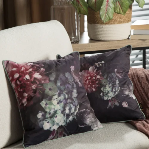 JA137-19b Fluwelen kussensloop met bloemen JA137-19