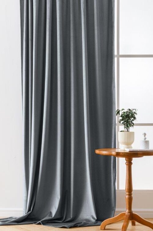 ZKMR-011a Donkergrijs velours gordijn met ringen ZKMR-11