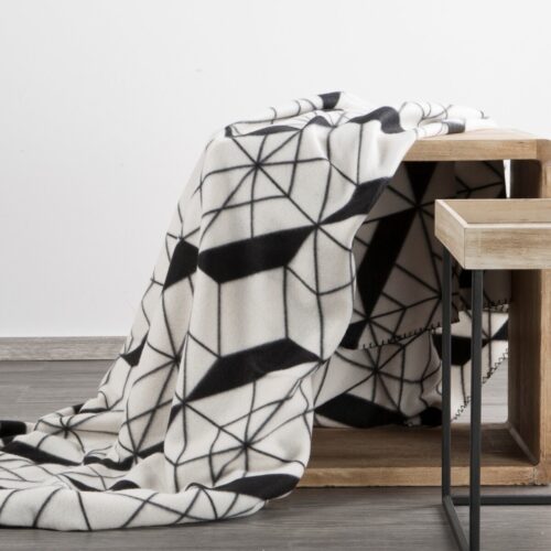 Deken met geometrisch patroon K141-A