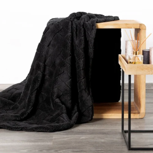 Deken teddy reliëf met visgraatmotief K167-06
