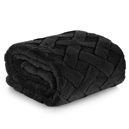 Deken teddy reliëf met visgraatmotief K167-06