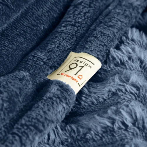 K168-07a Deken teddy reliëf met strepen donkerblauw 70x160