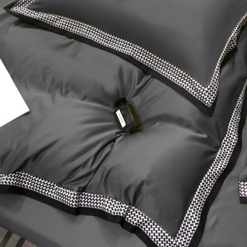 PGP-01b Dekbedovertrek met decoratieve biezen PGP-01