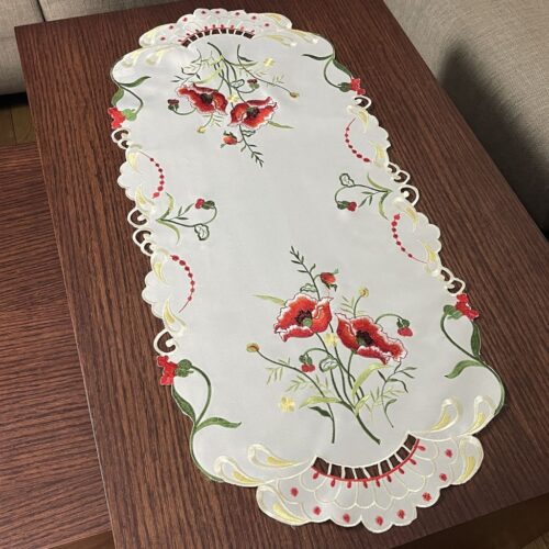 OH-203-A-40x85 Loper met Geborduurde Bloemen Wit