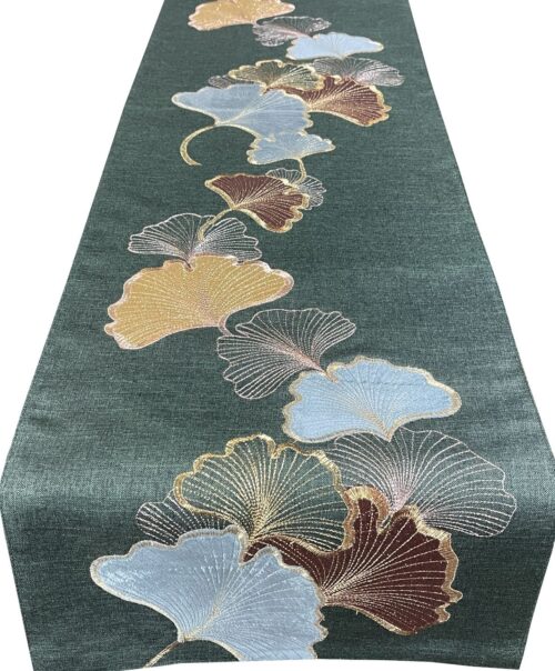 Loper met Ginkgo-blad borduurwerk OH257-02