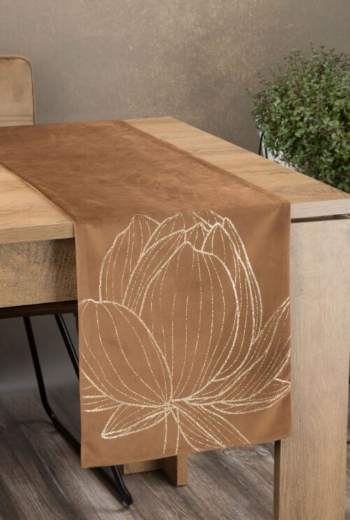 OIF-03 Fluwelen tafelloper met bloemenprint OIF-03