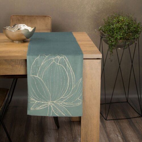 OIF-04a Fluwelen tafelloper met bloemenprint OIF-04