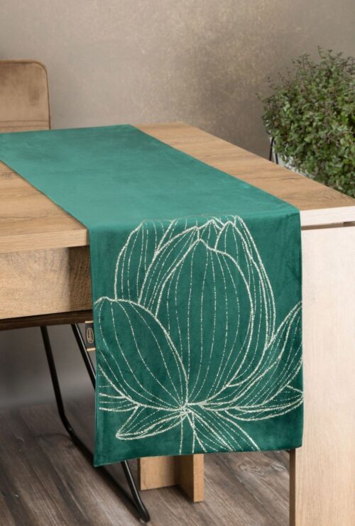 OIF-06 Fluwelen tafelloper met bloemenprint OIF-06