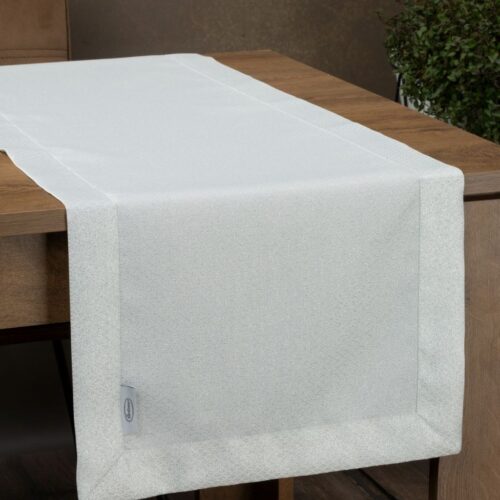 Tafelloper versierd met zilverdraad OIJ-01