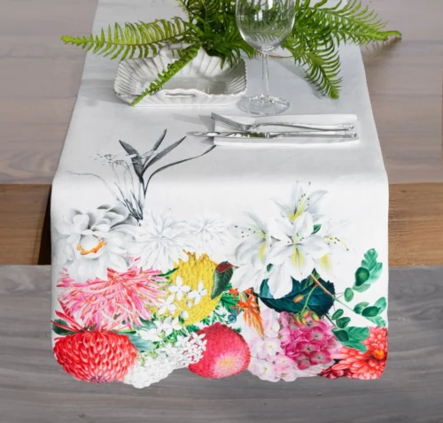 Loper met bedrukt bloemenpatroon OKF-02