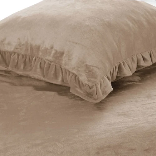 PGI-02e Dekbedovertrek teddy met ruches beige 140x200