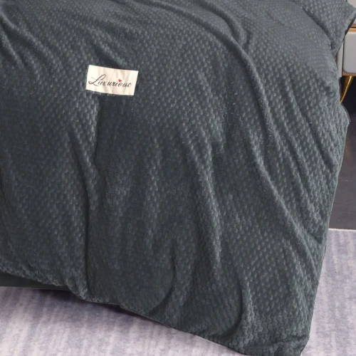 PMK-01b Pluche dekbedovertrek met reliëfpatroon PMK-01 160x200