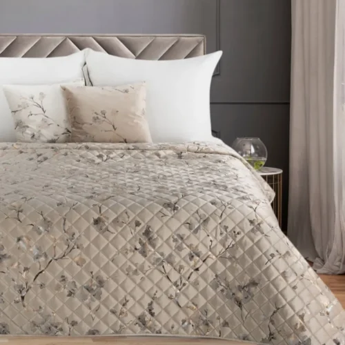 Gewatteerde Velvet Bedsprei met Bloesem - Beige