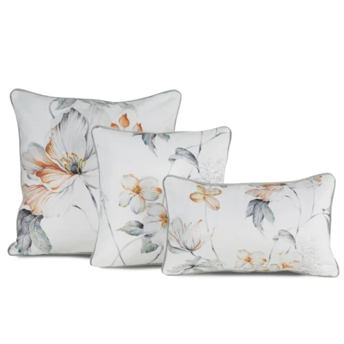 JA152-01d Fluwelen kussenhoes met bloemen en bladeren, afgezet met bies JA152-01