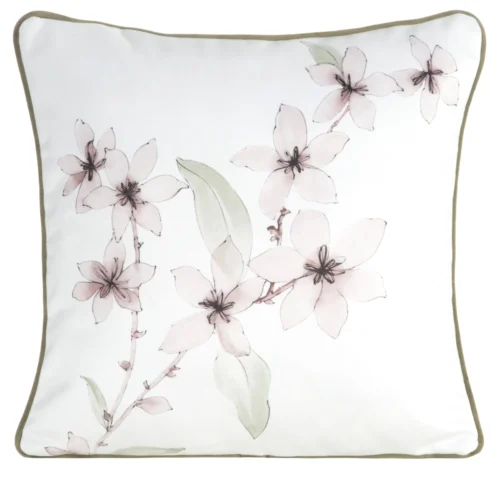 JA152-02 Fluwelen kussenhoes met magnolia bloemen afgezet met bies JA152-02