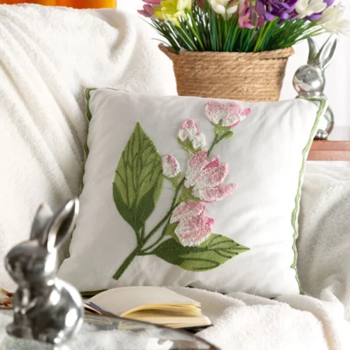 Kussenhoes met Geborduurde Bloemen
