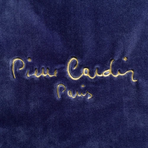 K183-03c Pierre Cardin deken met geborduurd logo K183-03