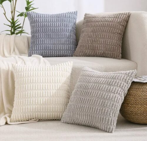 WhatsApp Image 2025-03-02 at 19.48.50 Decoratieve luxe kussensloop met reliëf bruin